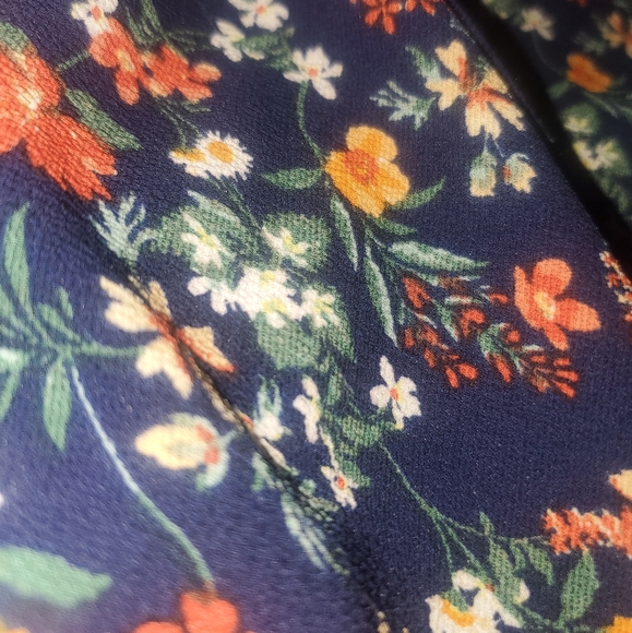 Floral Tank - Picture 2 of 4